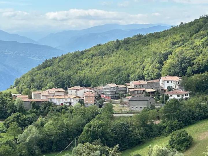 Casa Del Giglio A Cadelmonte Valle (Piacenza, Emilia-Romagna) Exterior foto